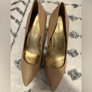 BCBGeneration size 8 nude heels